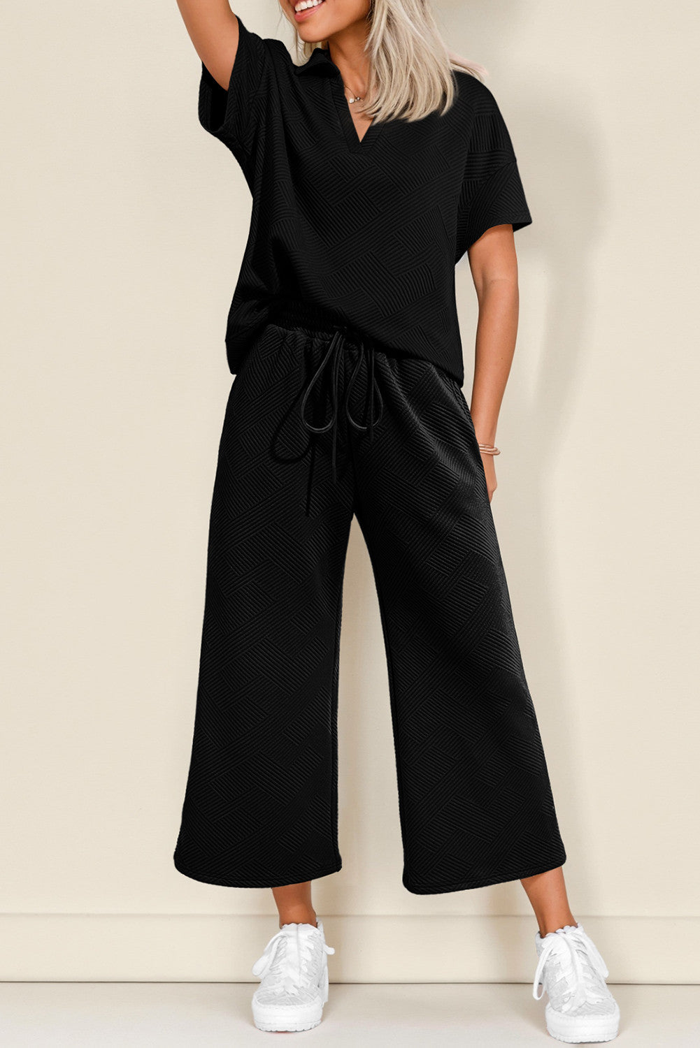 Pre-order Black Textured Loose Set