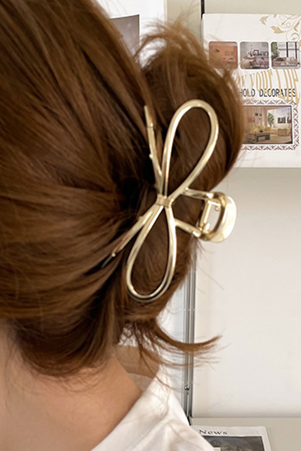 Women’s Gold Bow Hair Claw Clip