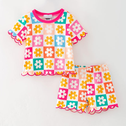 Girls Retro Daisy Checkered Scallop Short Set