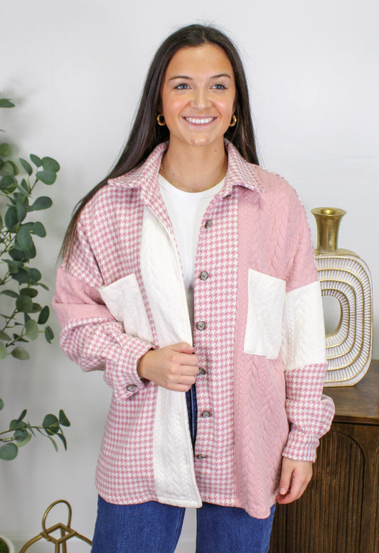 Women’s Pink Houndstooth Shacket