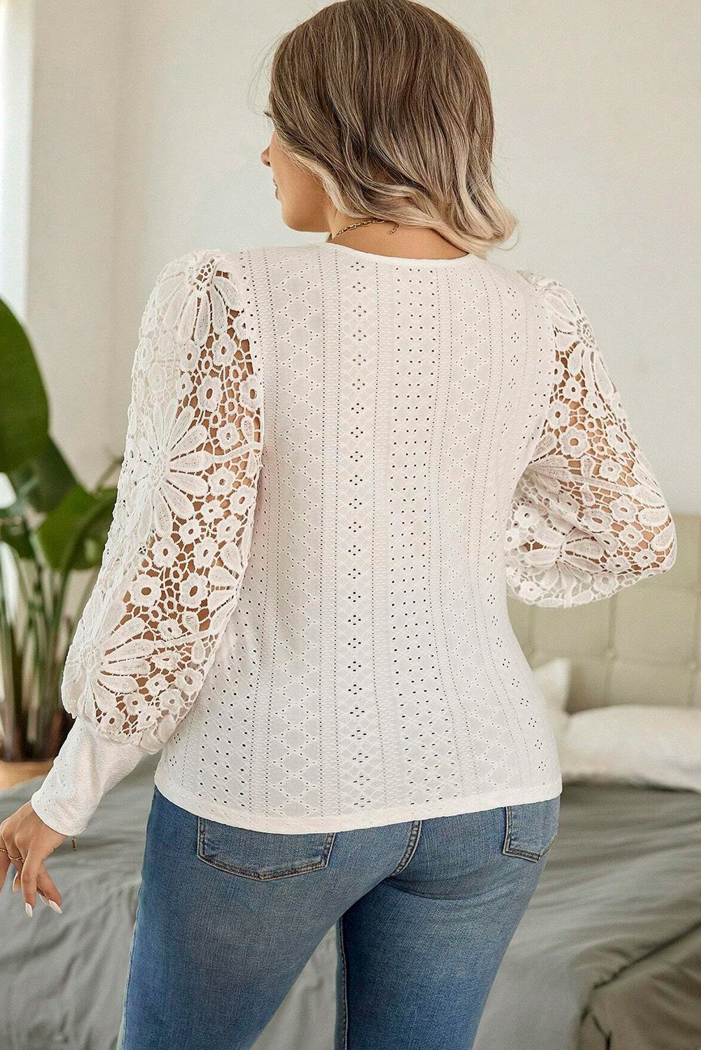 Women's White Floral Lace Plus Size Blouse