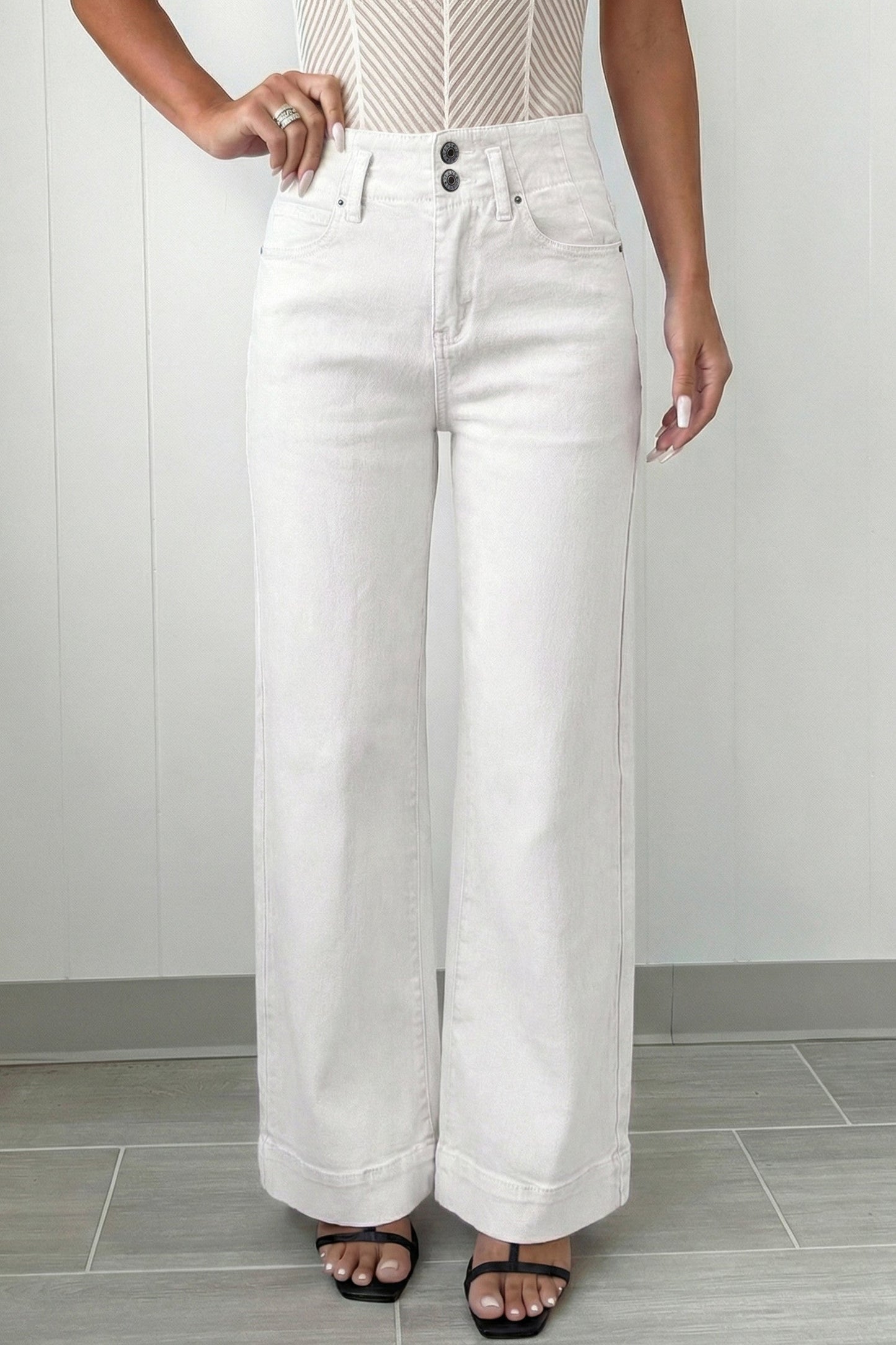 Pre-order White High Waist Jeans